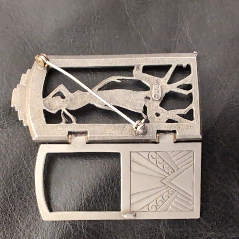 J.J Jonette Rare Collectible Pewter Hinged Brooch Lady Walking Greyhound - Picture 4 of 4